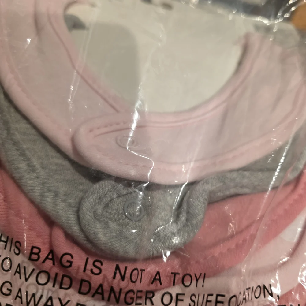 NWT Luvable Friends Pink and Gray Baby Bib Set - 10